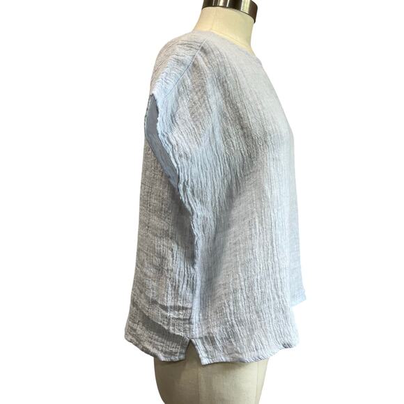 Tahari Linen Blouse Size S Light Blue Mother of Pearl Button Back Minimal Chic - Picture 2 of 6